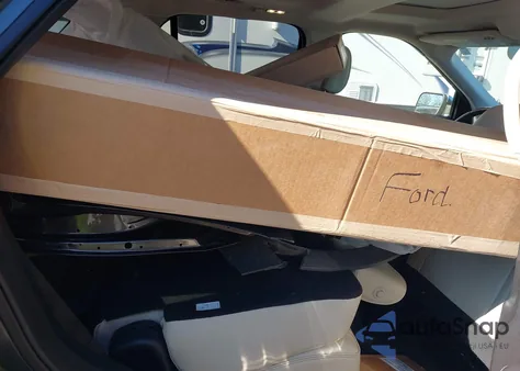 2019 Ford Explorer Platinum from USA, damaged, VIN 1FM5K8HT8KGA75628